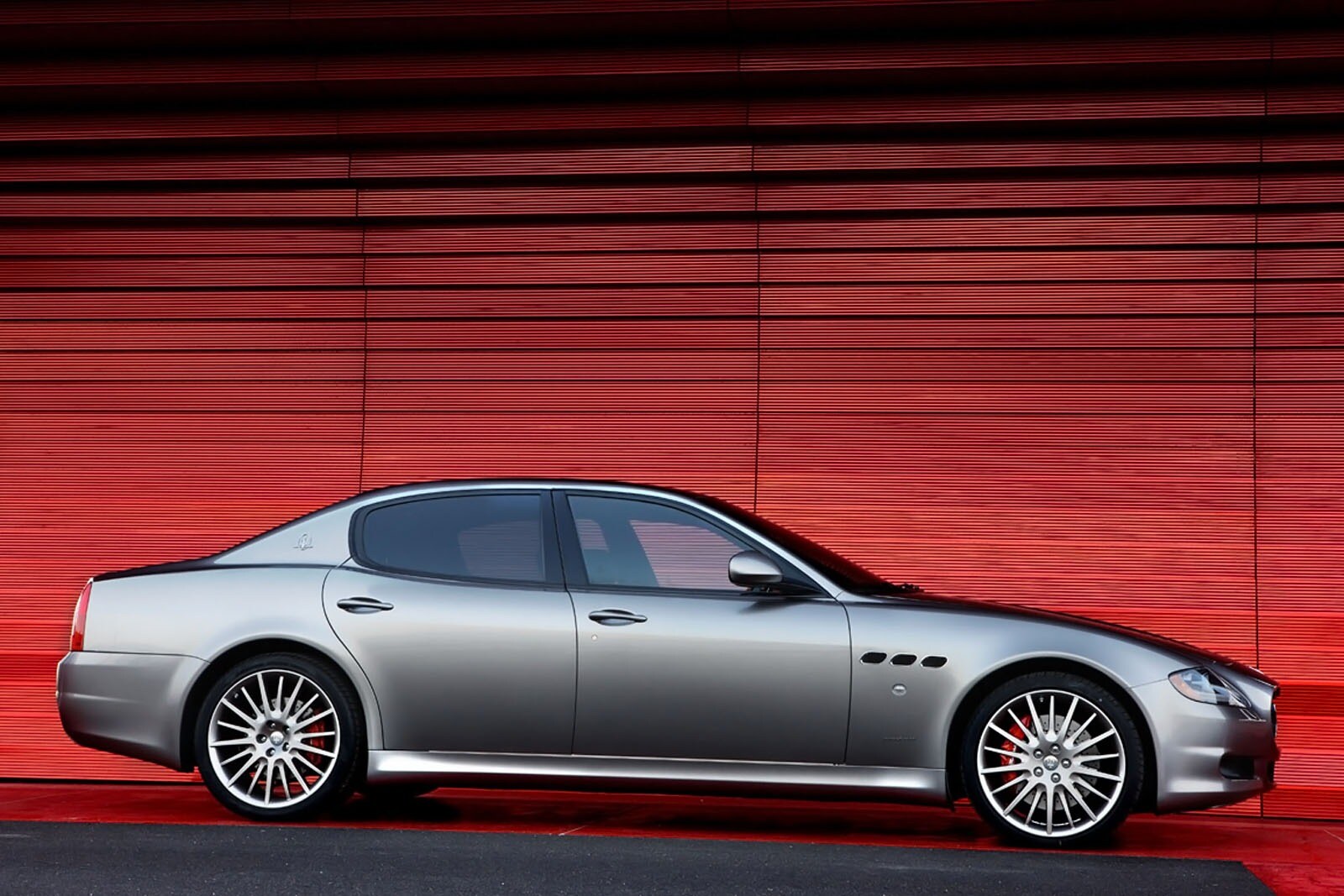 2012 Maserati Quattroporte Sedan Sport GT S Exterior