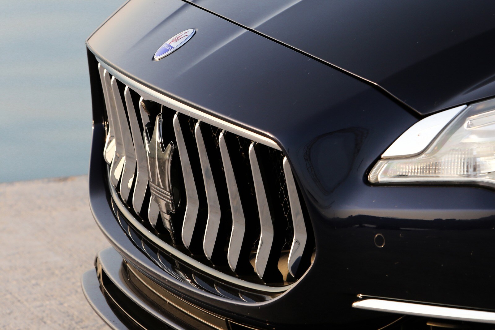 2017 Maserati Quattroporte — OEM photo 5