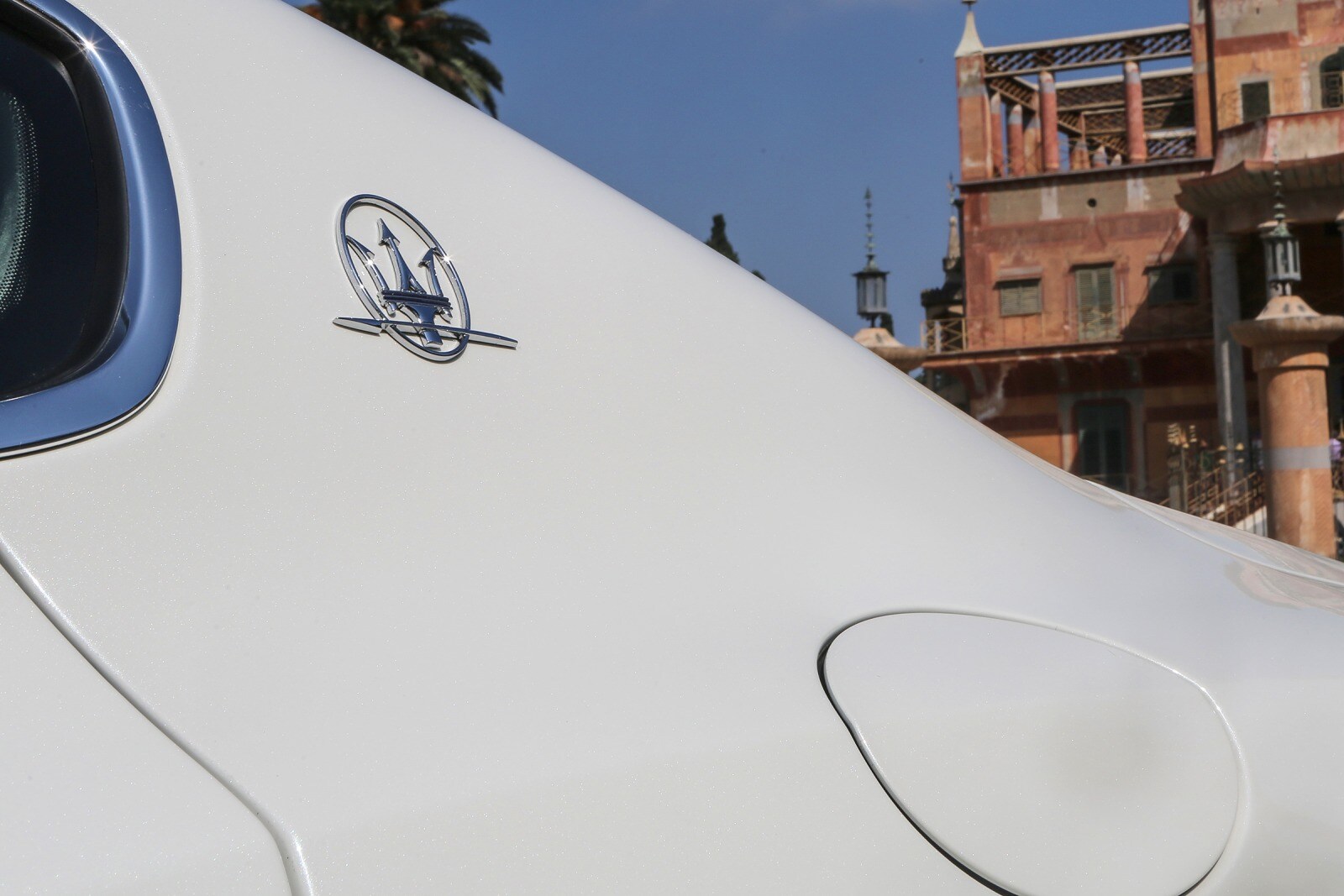 2017 Maserati Quattroporte — OEM photo 1