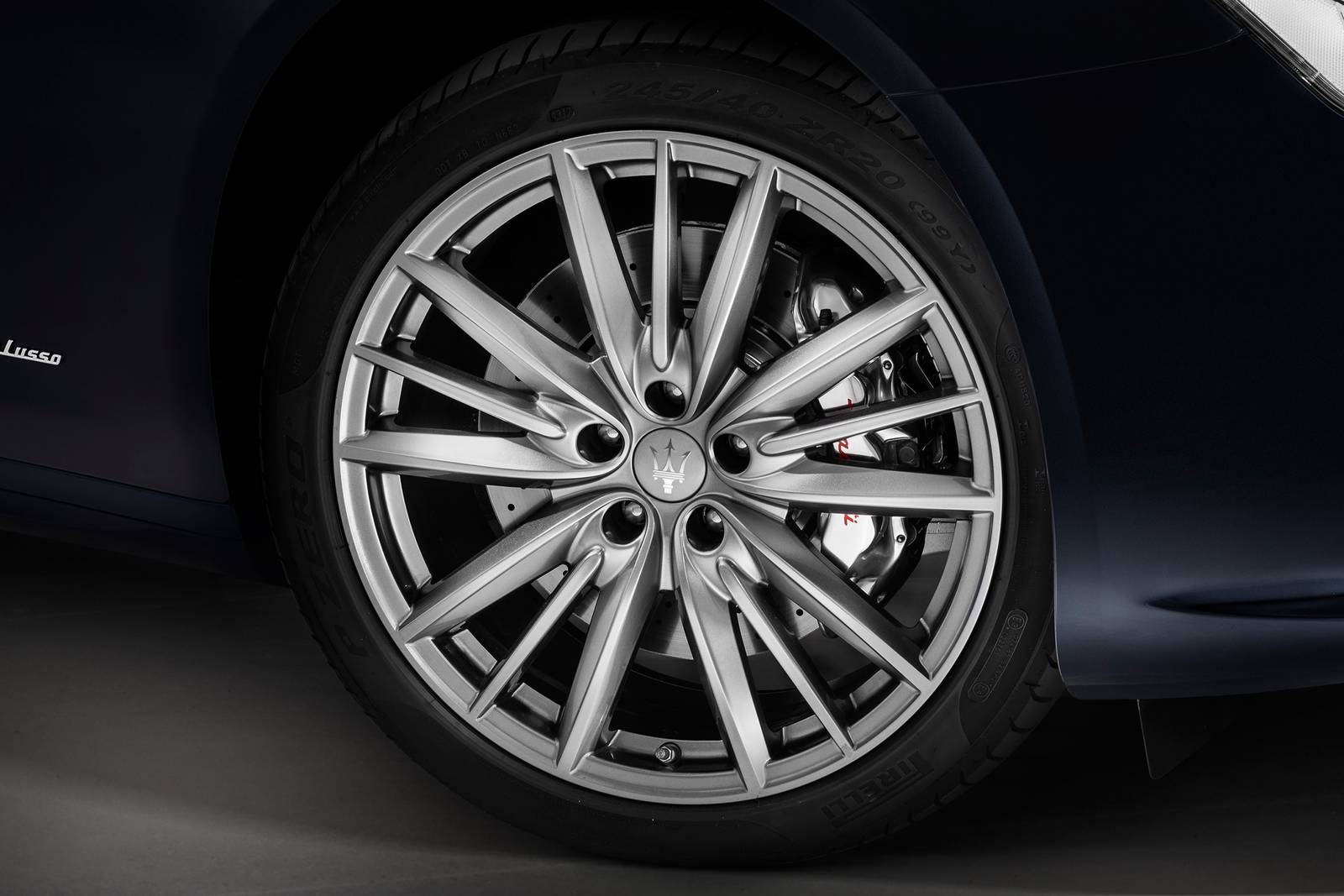 2019 Maserati Quattroporte exterior W