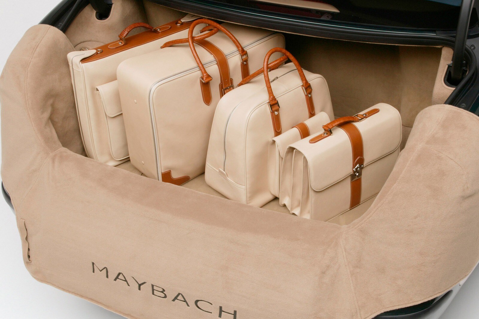 2007 Maybach 57 interior CARGO
