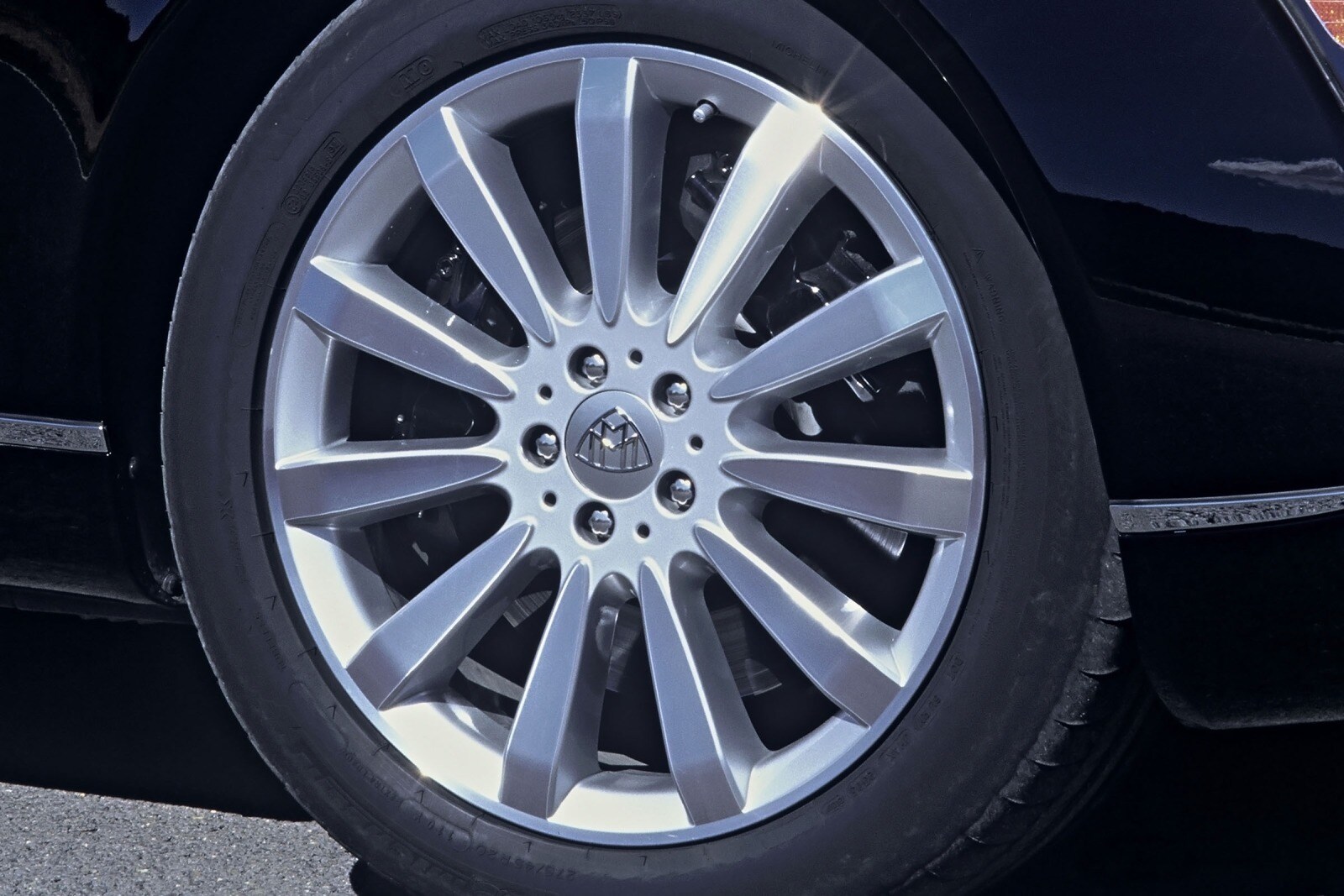 2012 Maybach 57 — OEM photo 3