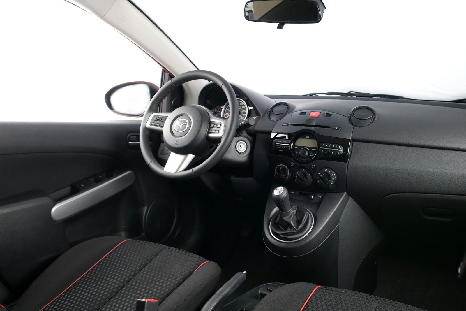 2012 Mazda 2 interior I