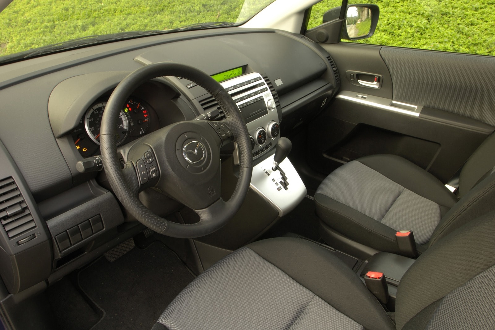 2006 Mazda 5 interior I