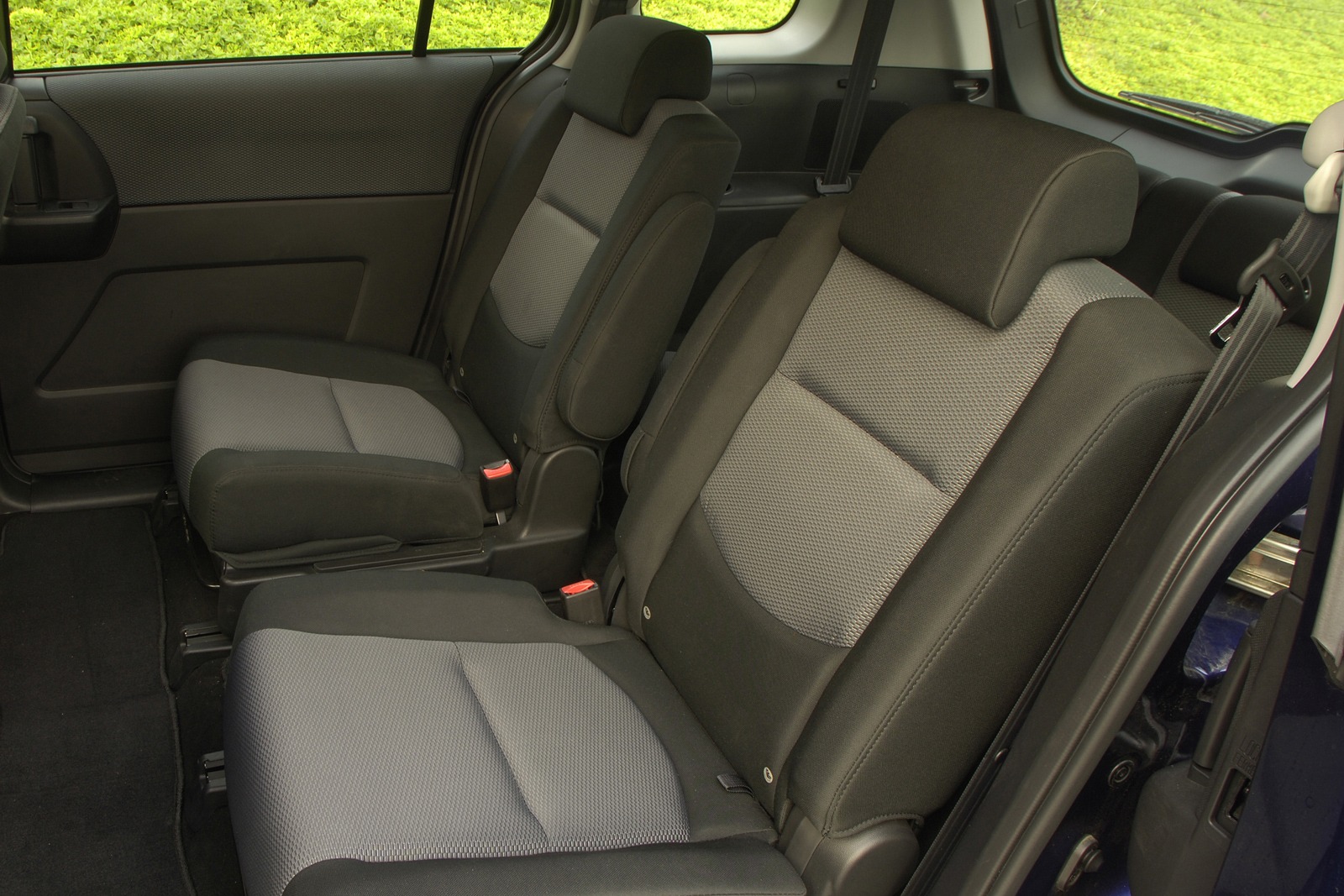 2006 Mazda 5 interior RI