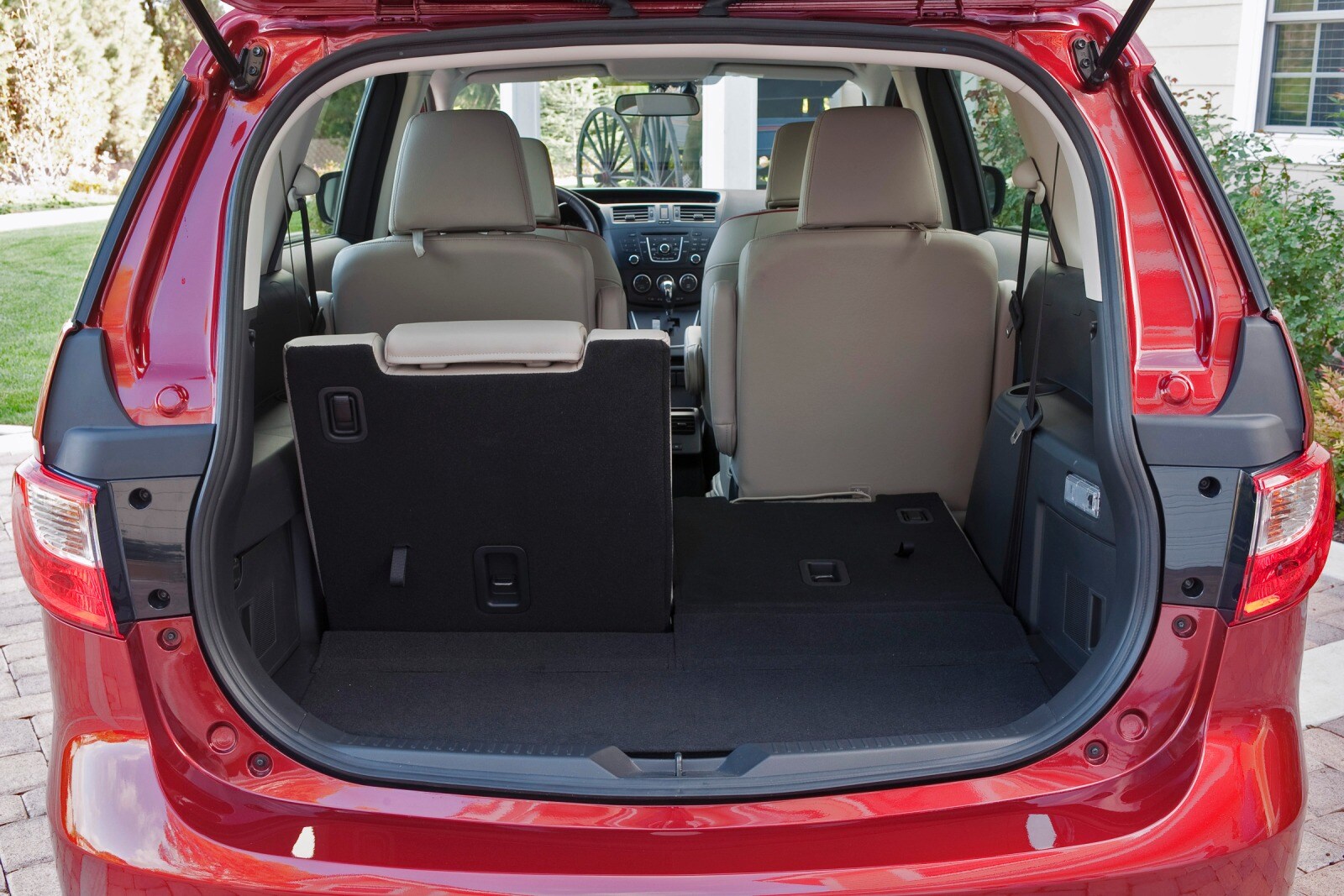 2012 Mazda 5 interior CARGO