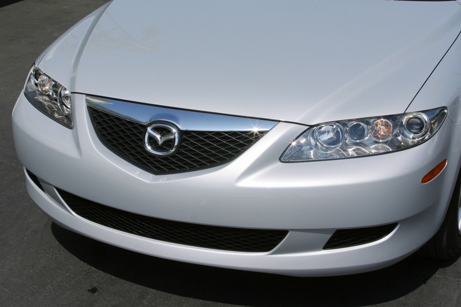 2004 Mazda 6 exterior FBDG