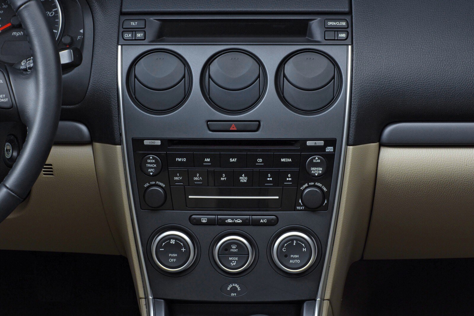 2006 Mazda 6 interior CC