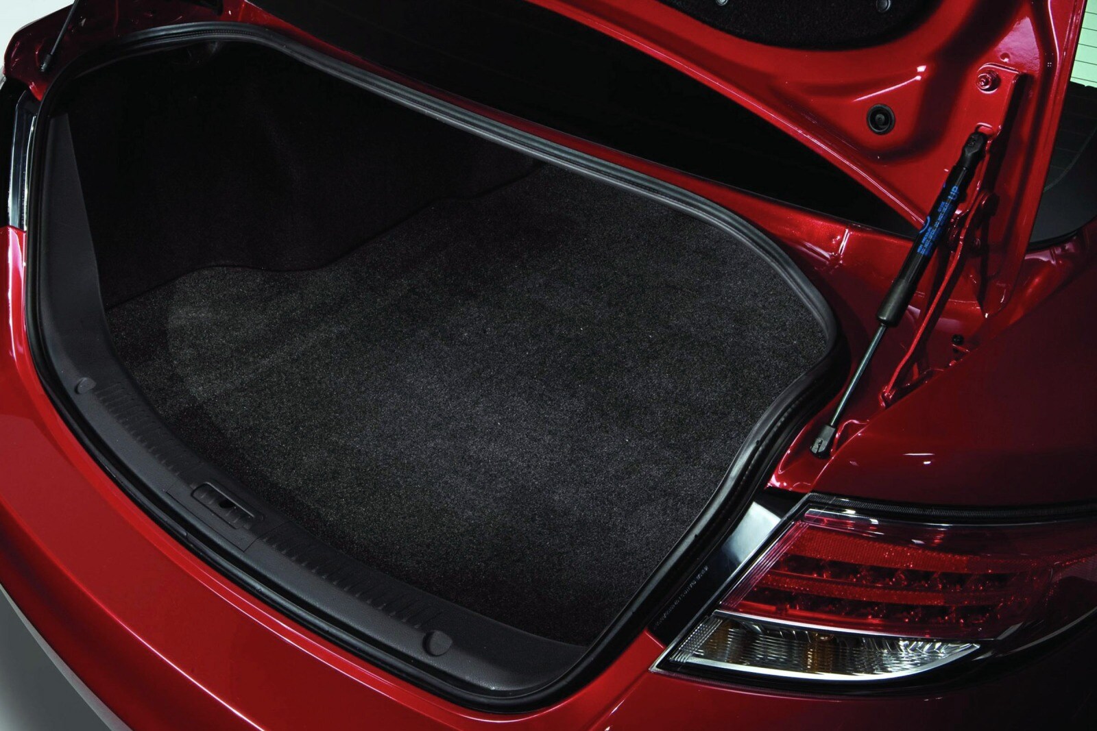 2011 Mazda 6 interior CARGO