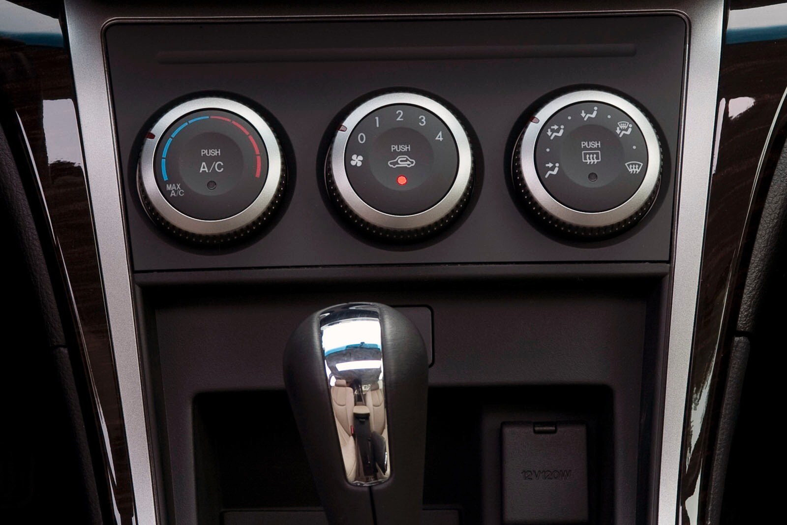 2013 Mazda 6 interior CC