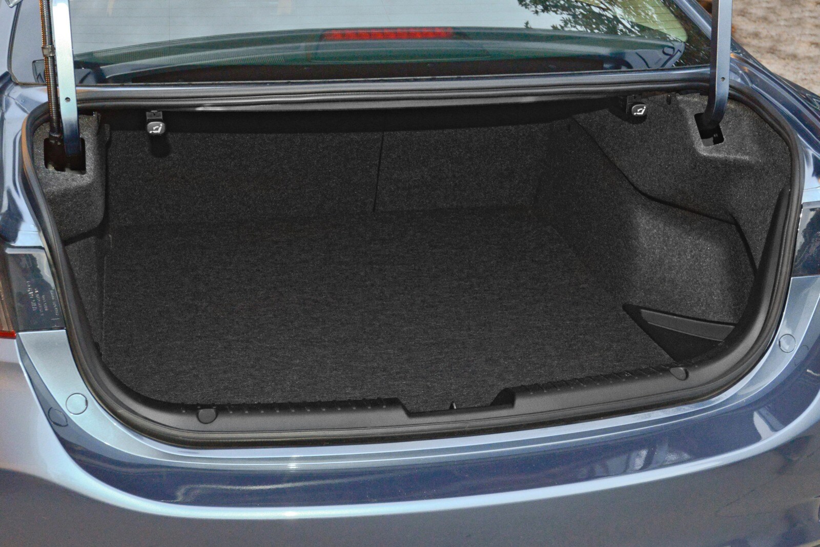 2015 Mazda 6 interior CARGO