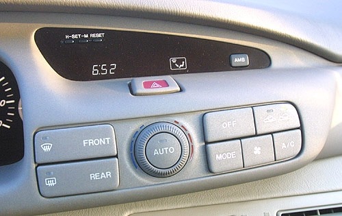 2001 Mazda Millenia interior DETAIL