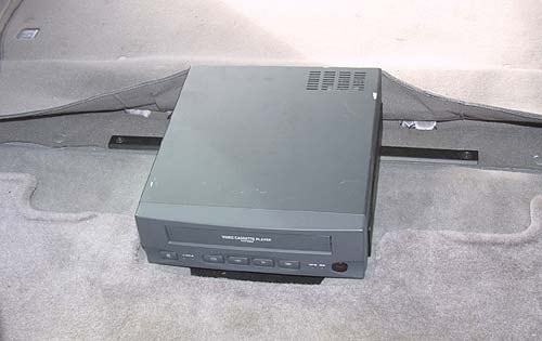 2001 Mazda MPV interior DETAIL