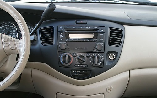 2004 Mazda MPV interior CC