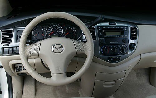 2005 Mazda MPV interior D