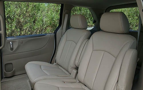2005 Mazda MPV interior RI