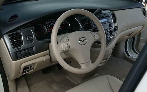 2006 Mazda MPV interior D
