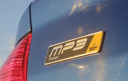 2001 Mazda Protege — OEM photo 4