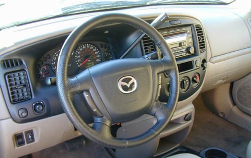 2001 Mazda Tribute interior D