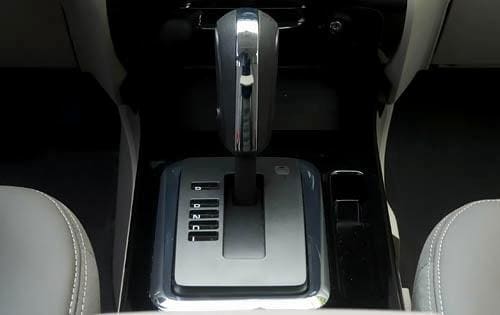 2011 Mazda Tribute interior CC