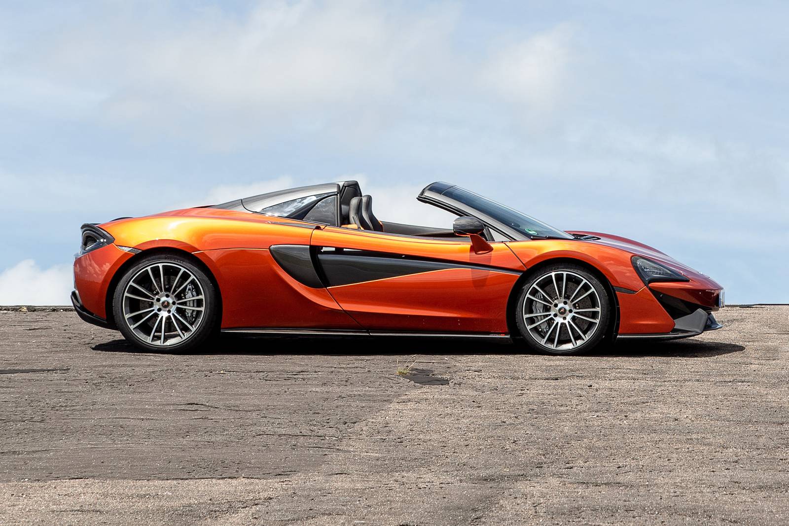2018 McLaren 570S Spider Convertible Profile