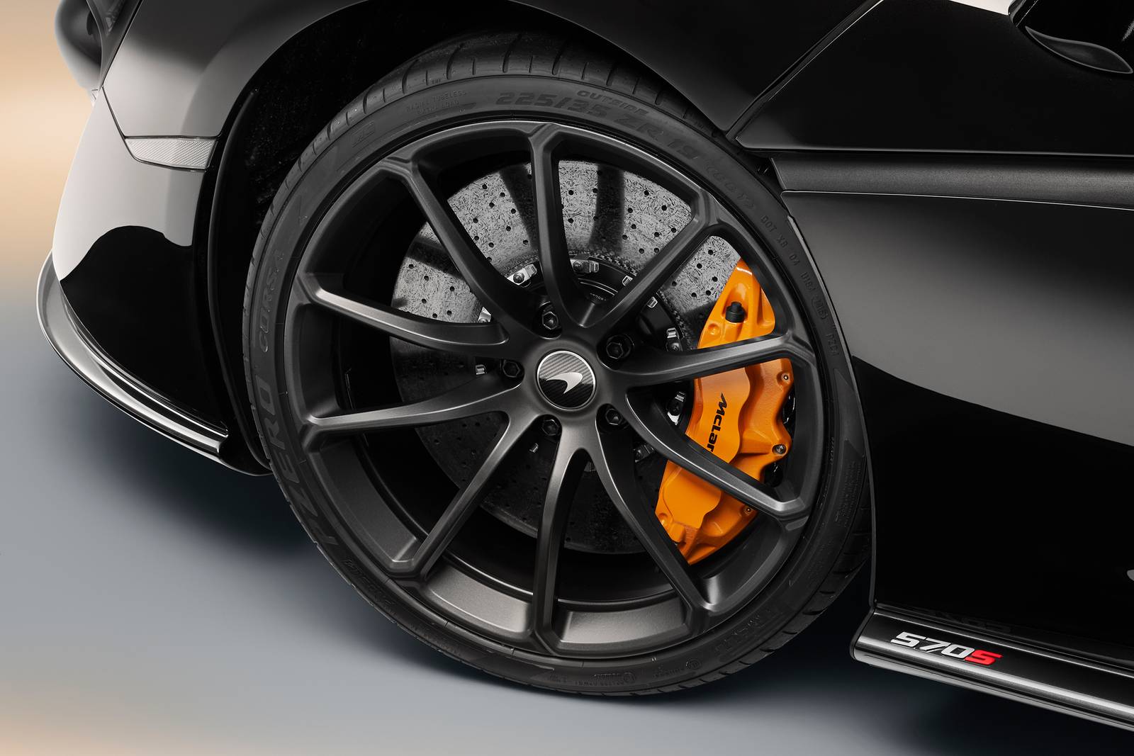 2019 Mclaren 570s exterior W