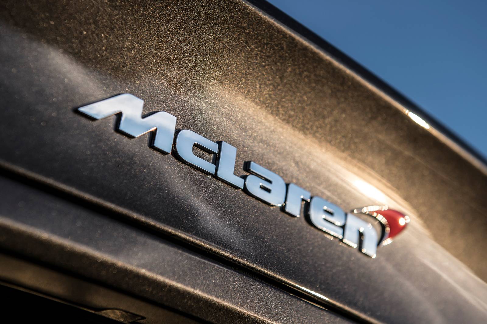 2020 McLaren 570S Spider exterior RBDG