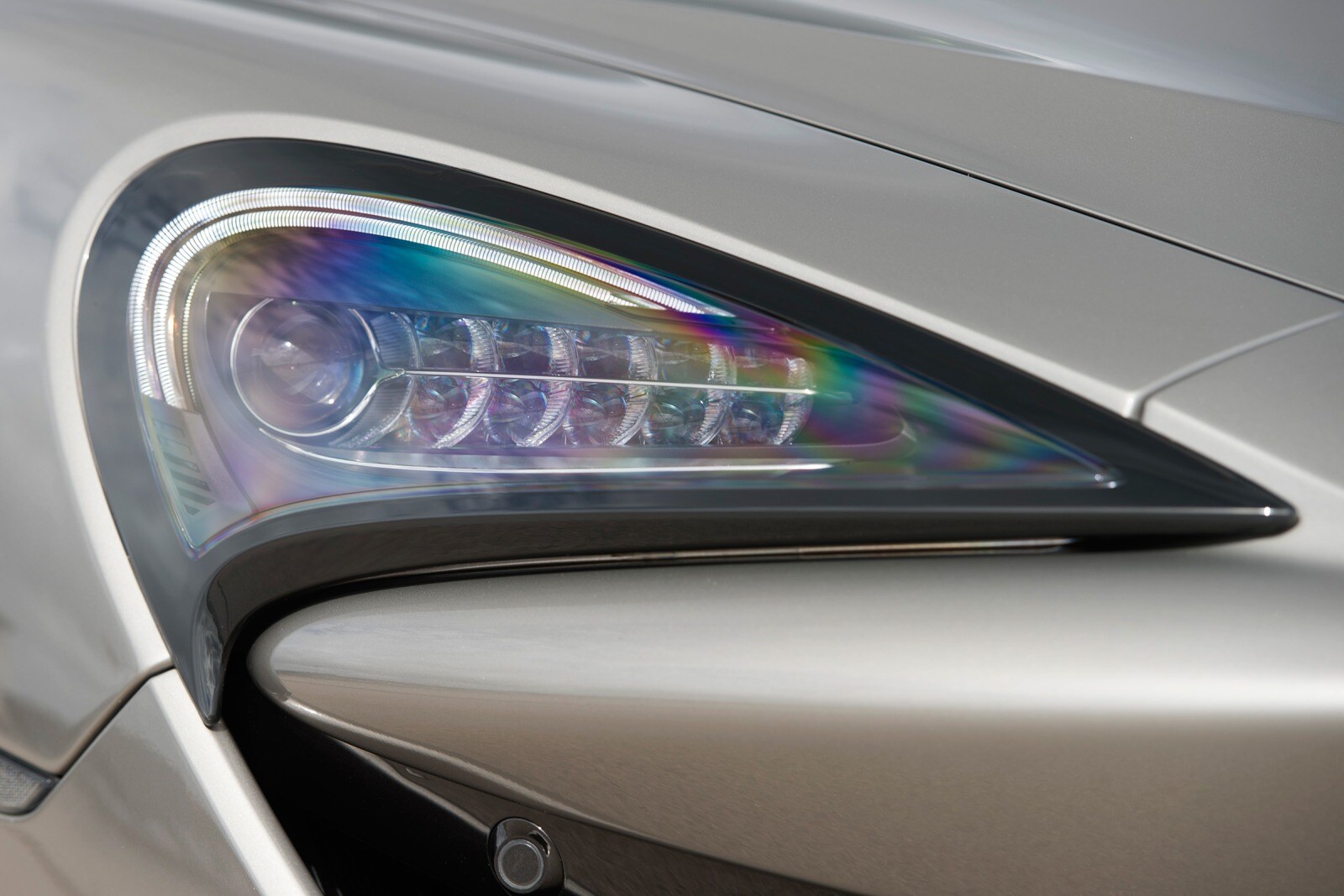 2016 McLaren 570S exterior EDETAIL