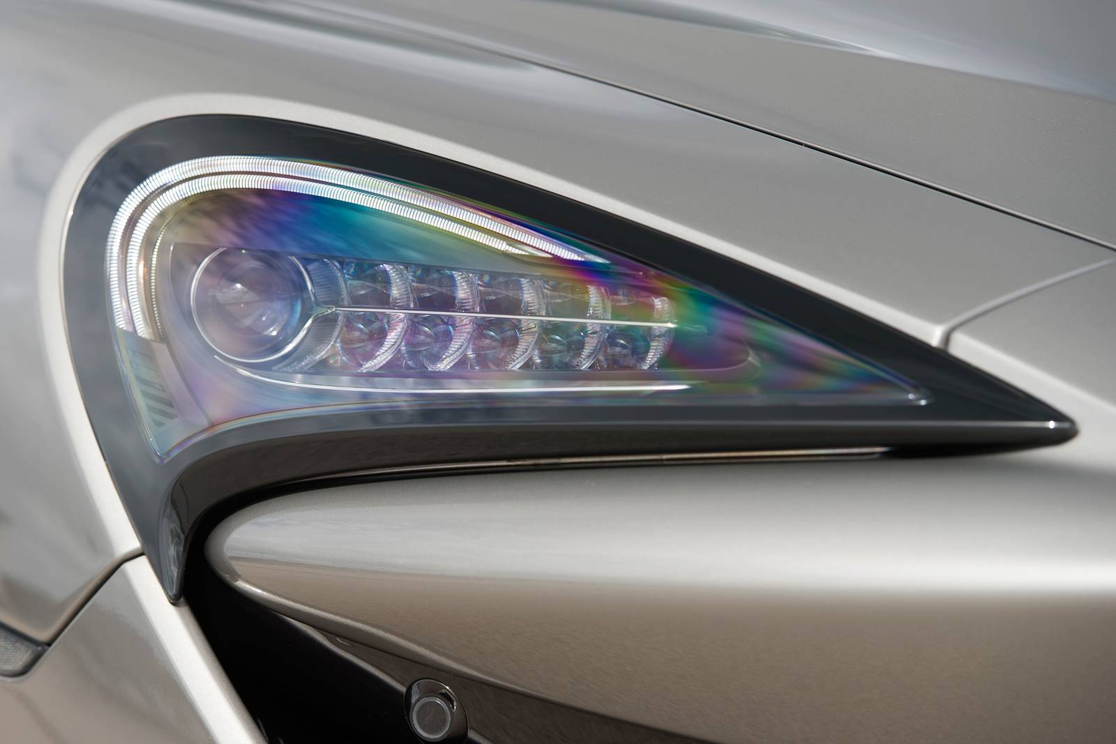 2017 McLaren 570S exterior EDETAIL