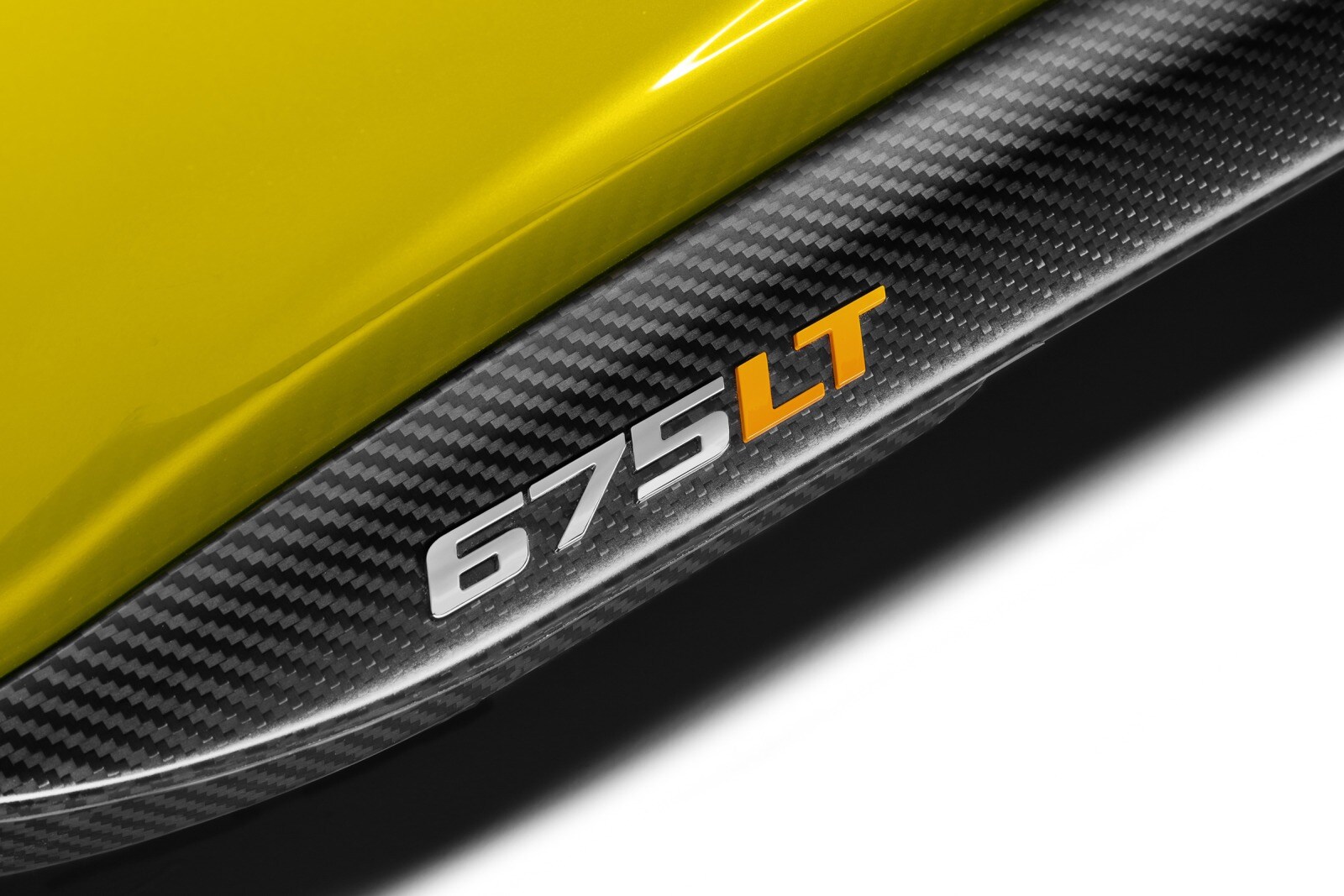 2016 McLaren 675LT Spider front safety EDETAIL