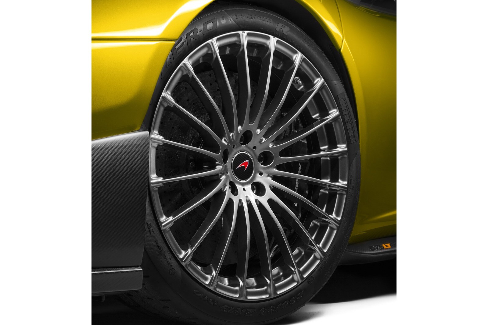 2016 Mclaren 675lt exterior W