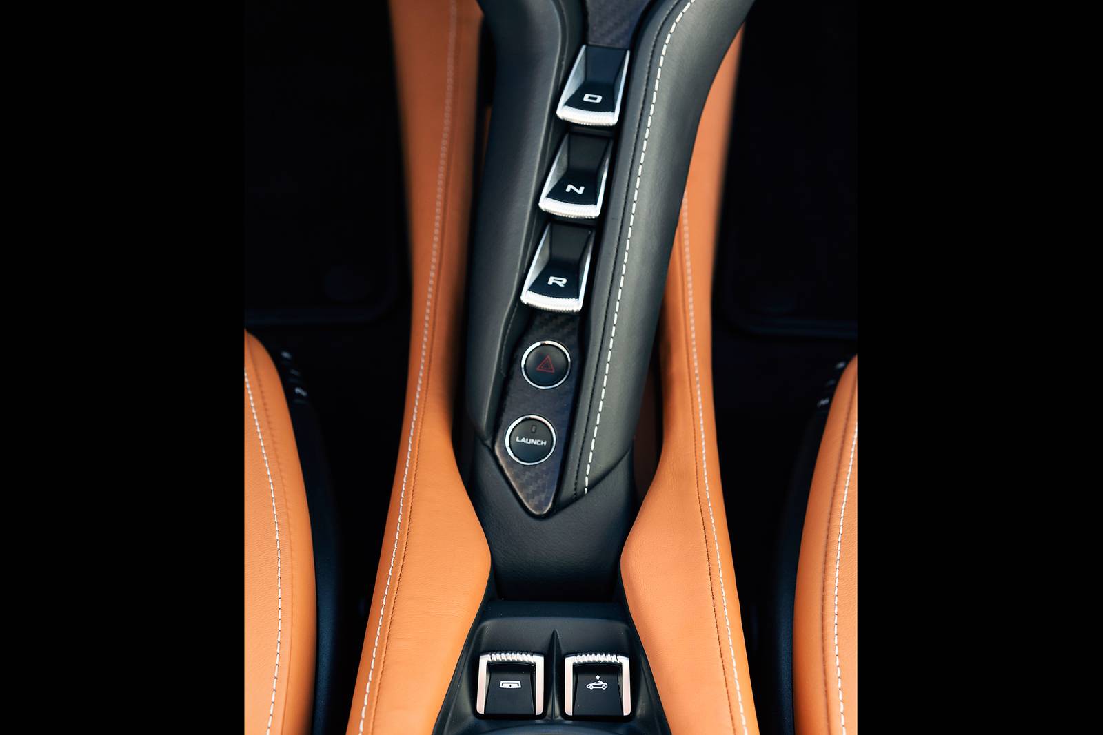 2021 Mclaren 720s interior SHF