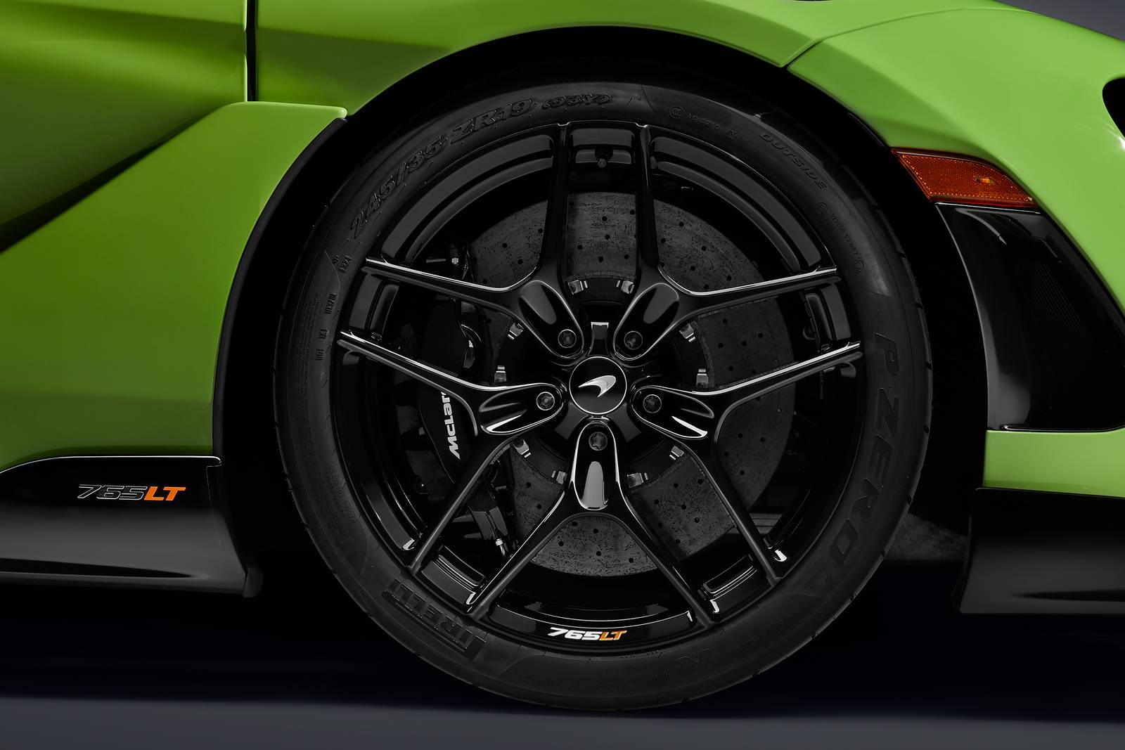 2022 McLaren 765LT Spider exterior W