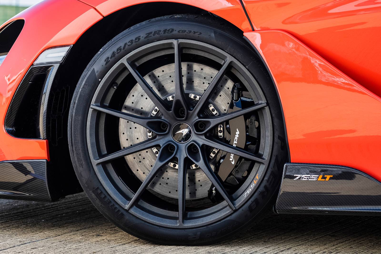 2021 McLaren 765LT — OEM photo 3