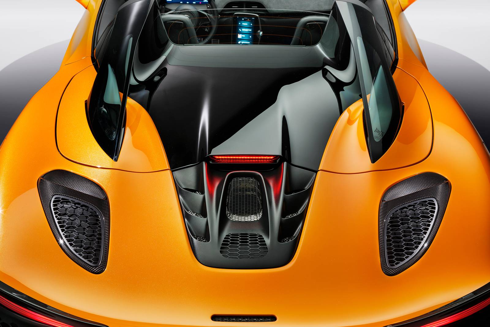 2024 McLaren Artura exterior EDETAIL