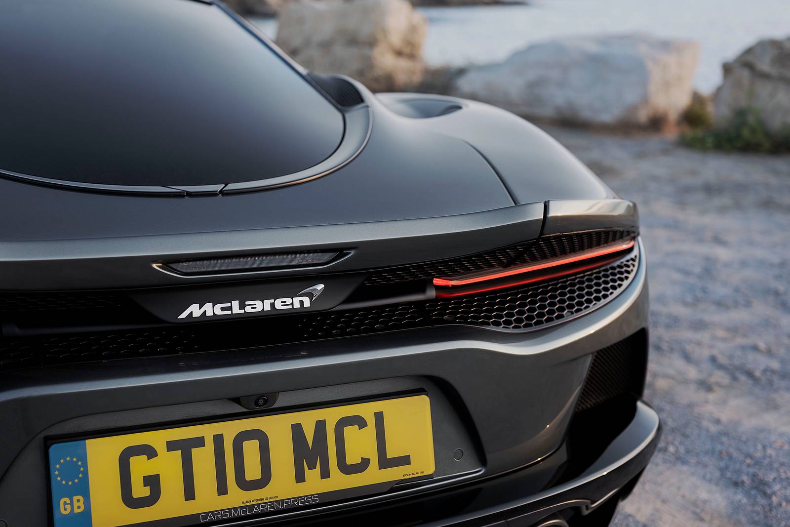 2020 McLaren GT front safety RBDG