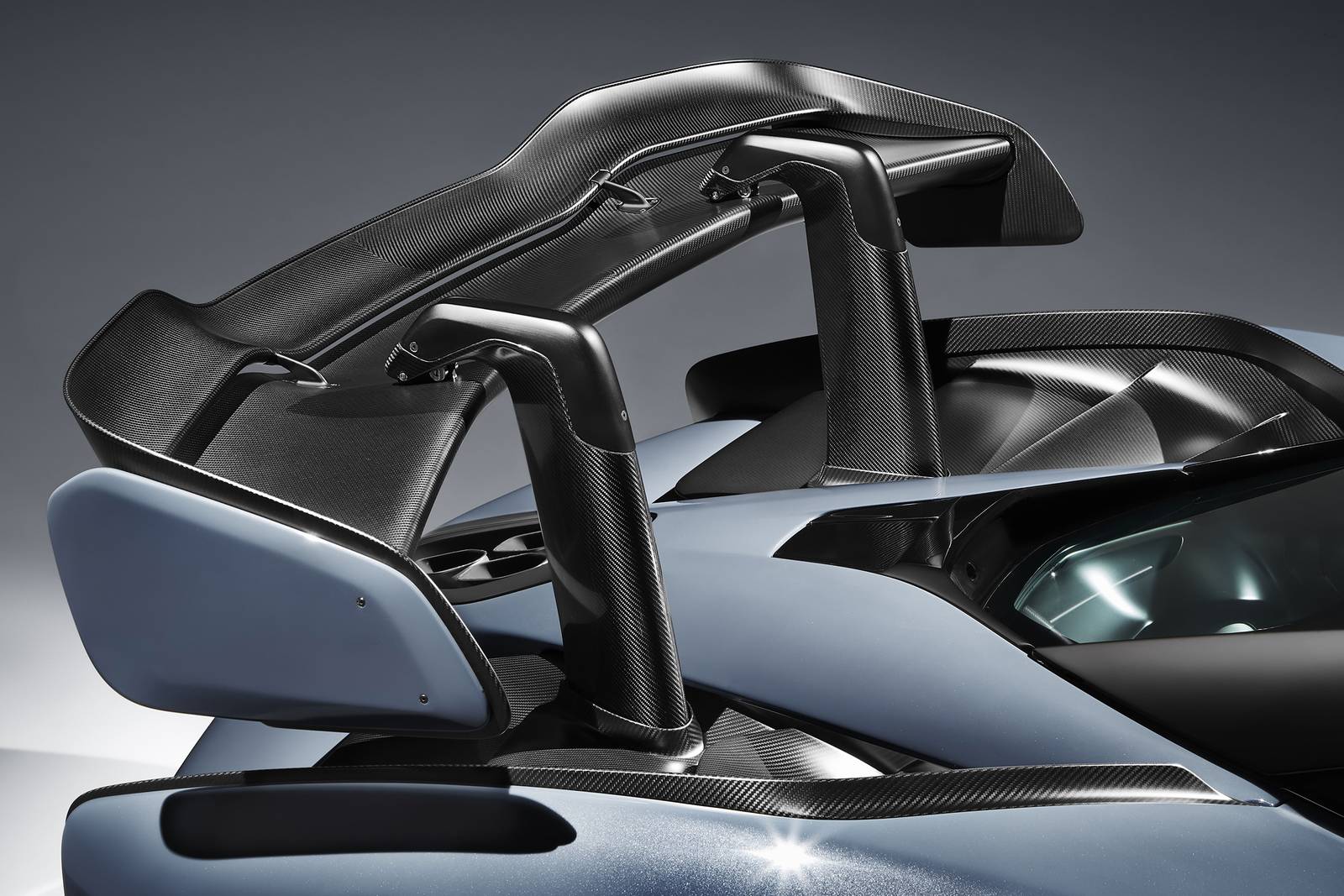 2019 Mclaren Senna exterior EDETAIL