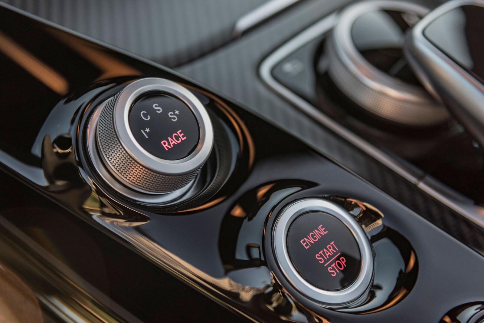 2018 Mercedes-Benz AMG GT interior DETAIL