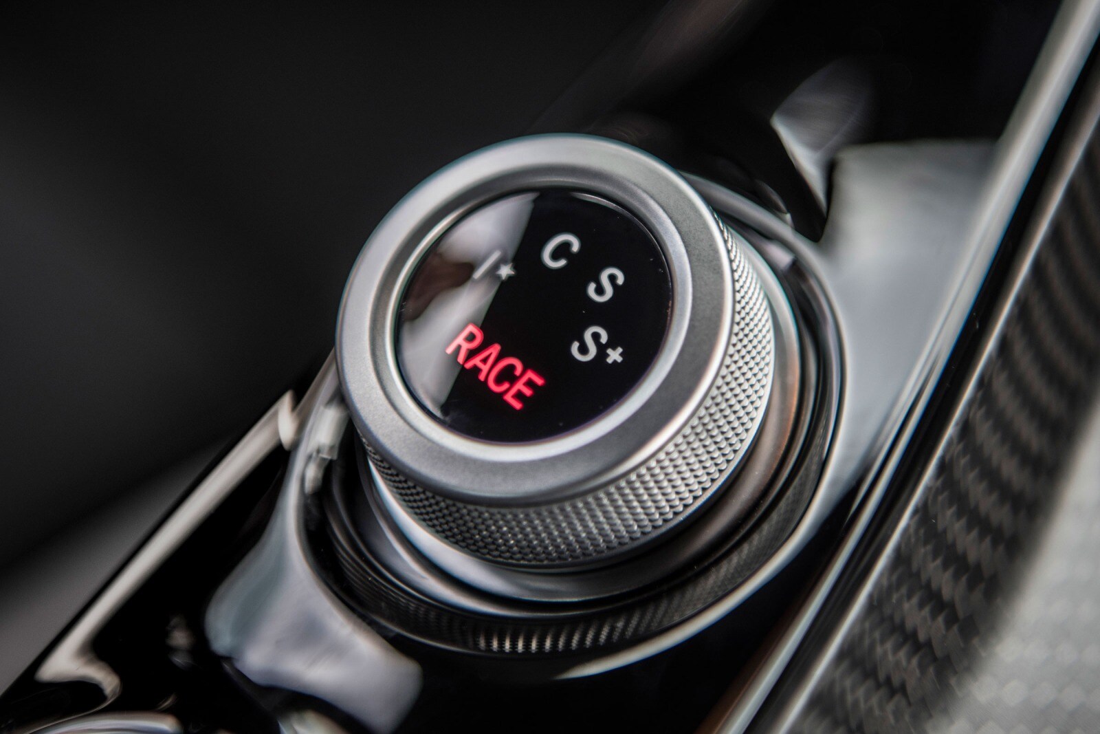 2018 Mercedes-Benz AMG GT interior DETAIL