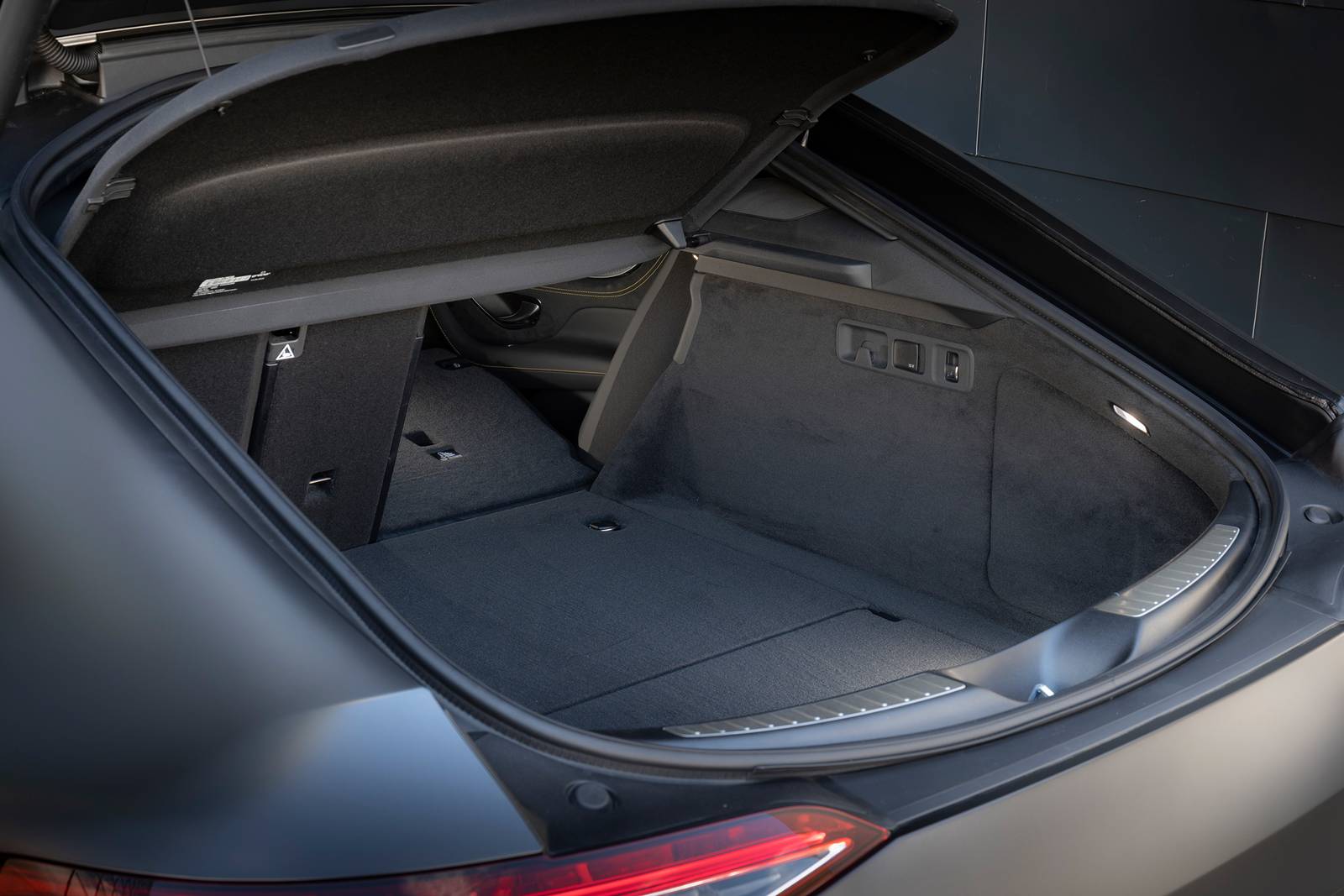 2019 Mercedes-Benz A interior RSD