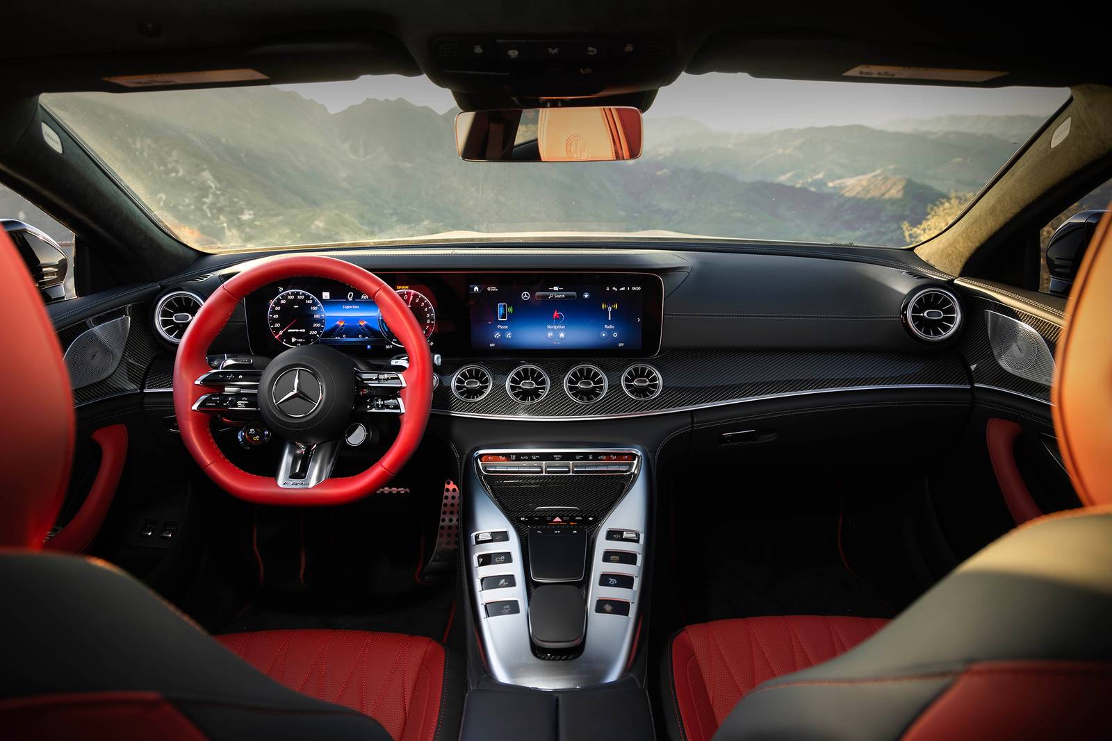 2025 Mercedes-Benz AMG GT interior D