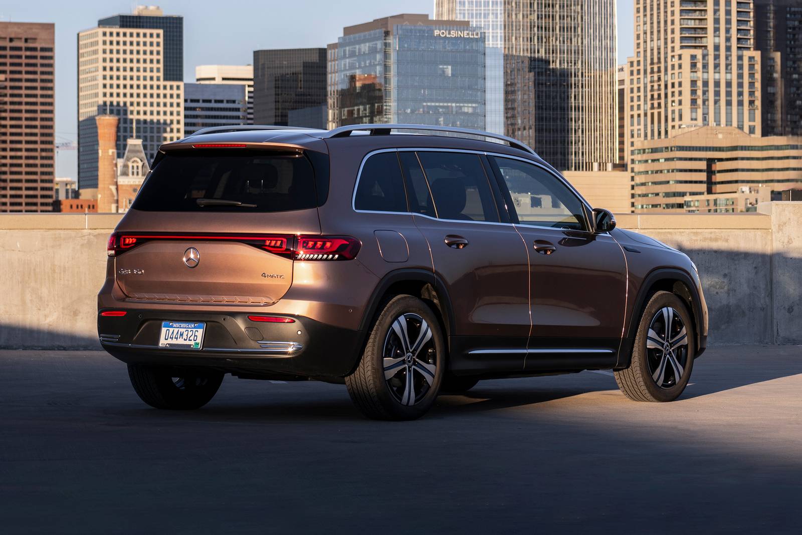 2022 Mercedes-Benz E exterior FQ