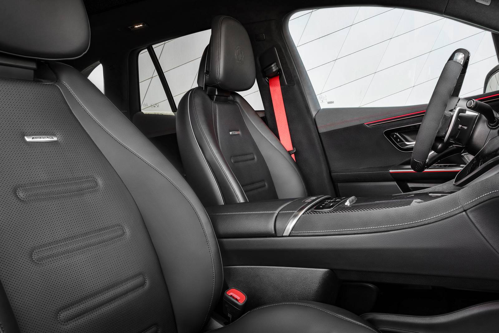 2024 Mercedes-Benz Eqe interior DETAIL