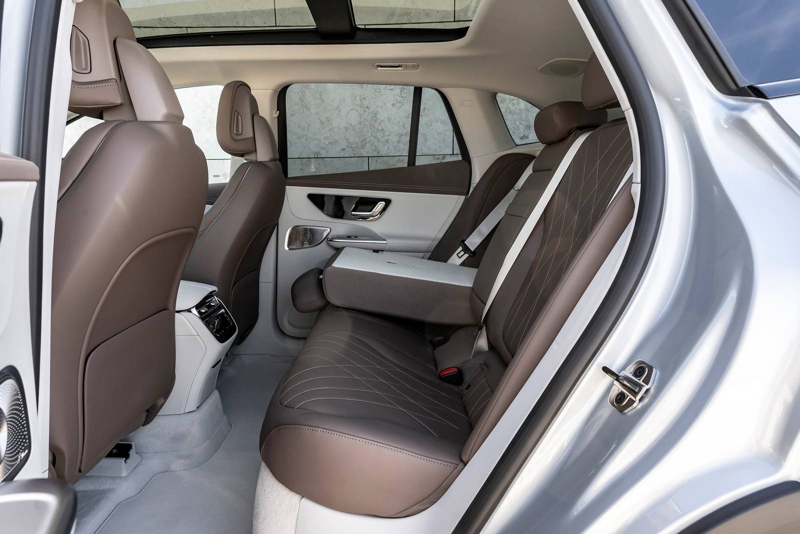 2025 Mercedes-Benz Eqe interior RSD