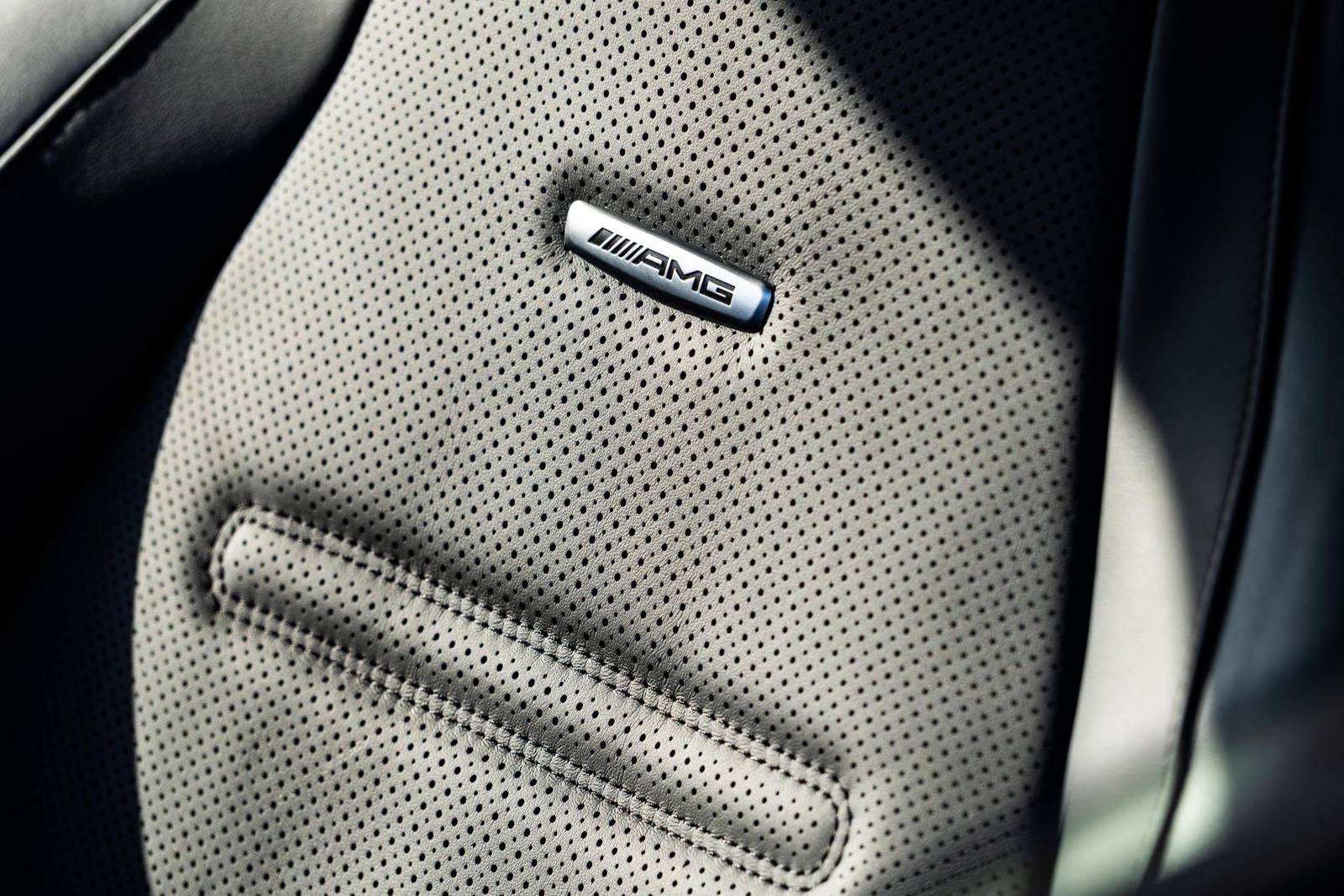 2024 Mercedes-Benz Eqe interior DETAIL