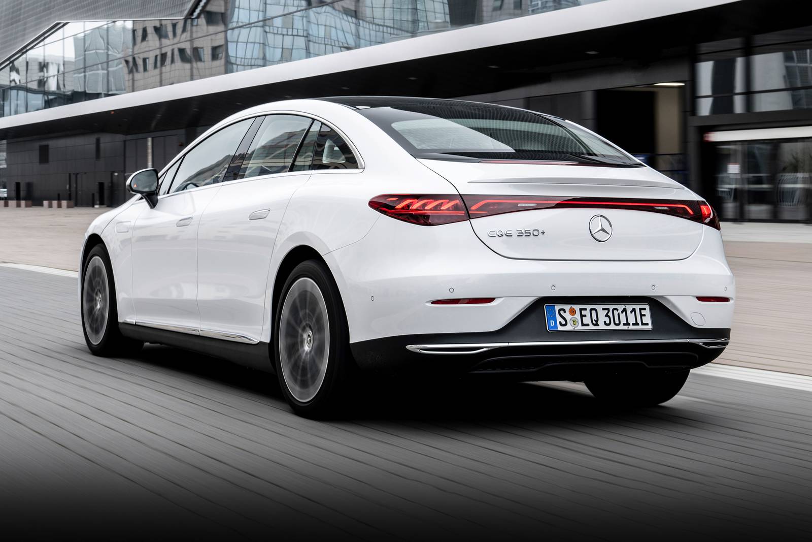 2025 Mercedes-Benz Eqe exterior FQ