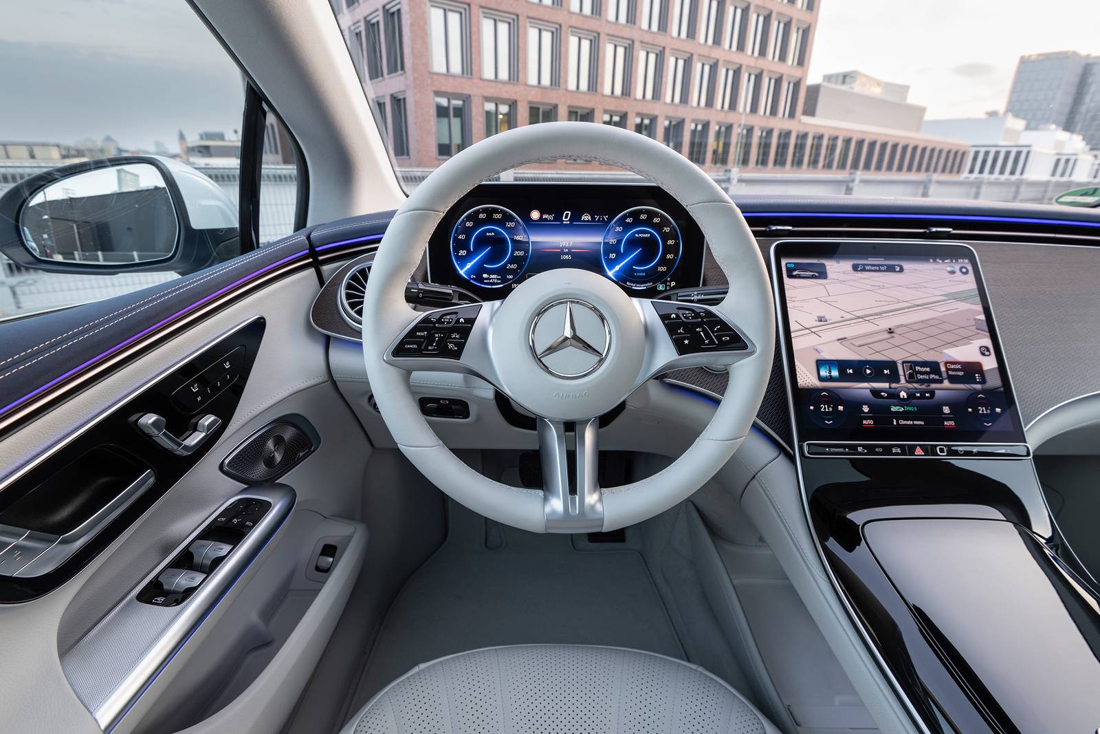 2025 Mercedes-Benz Eqe interior SWD