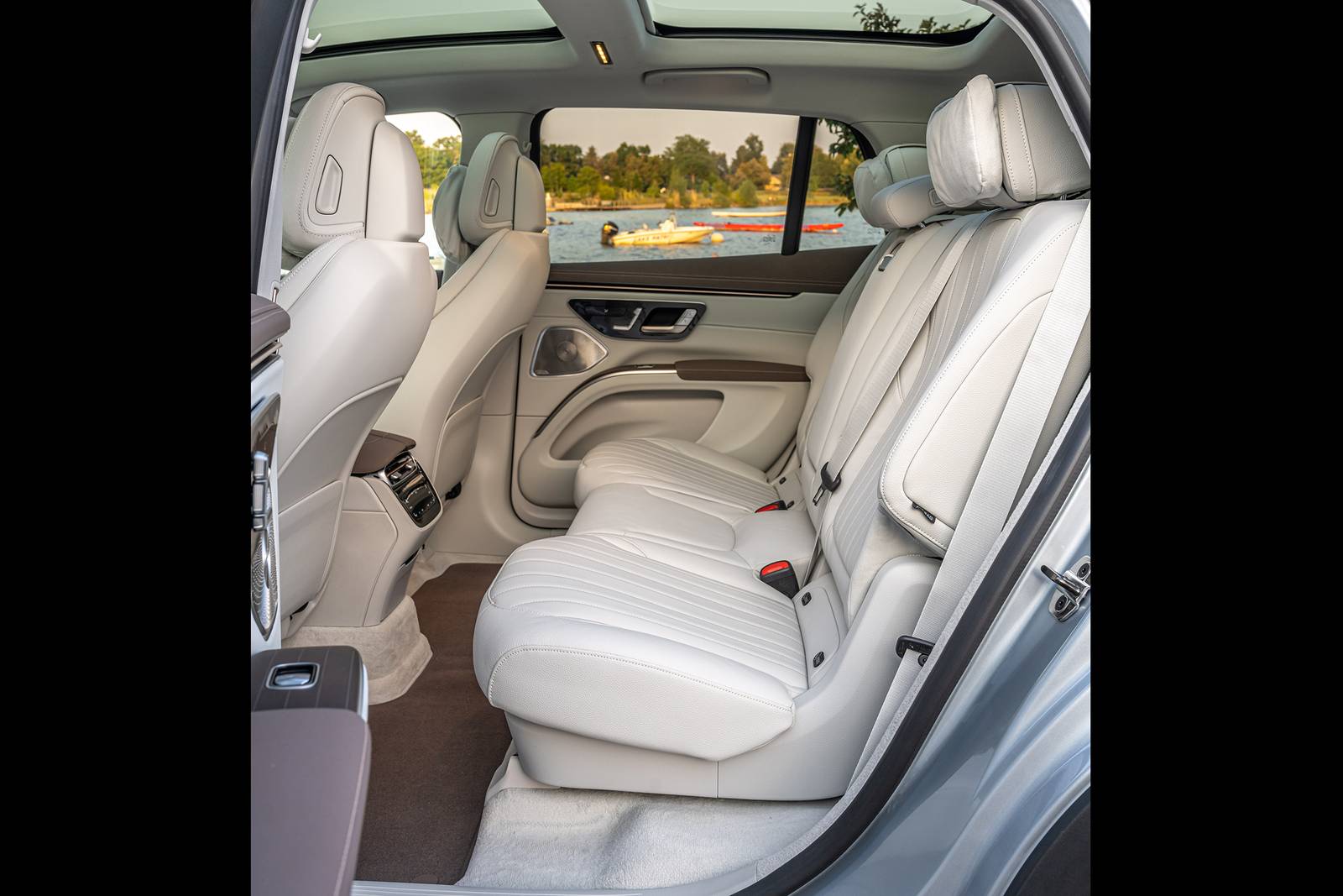 2023 Mercedes-Benz Eqs interior RI