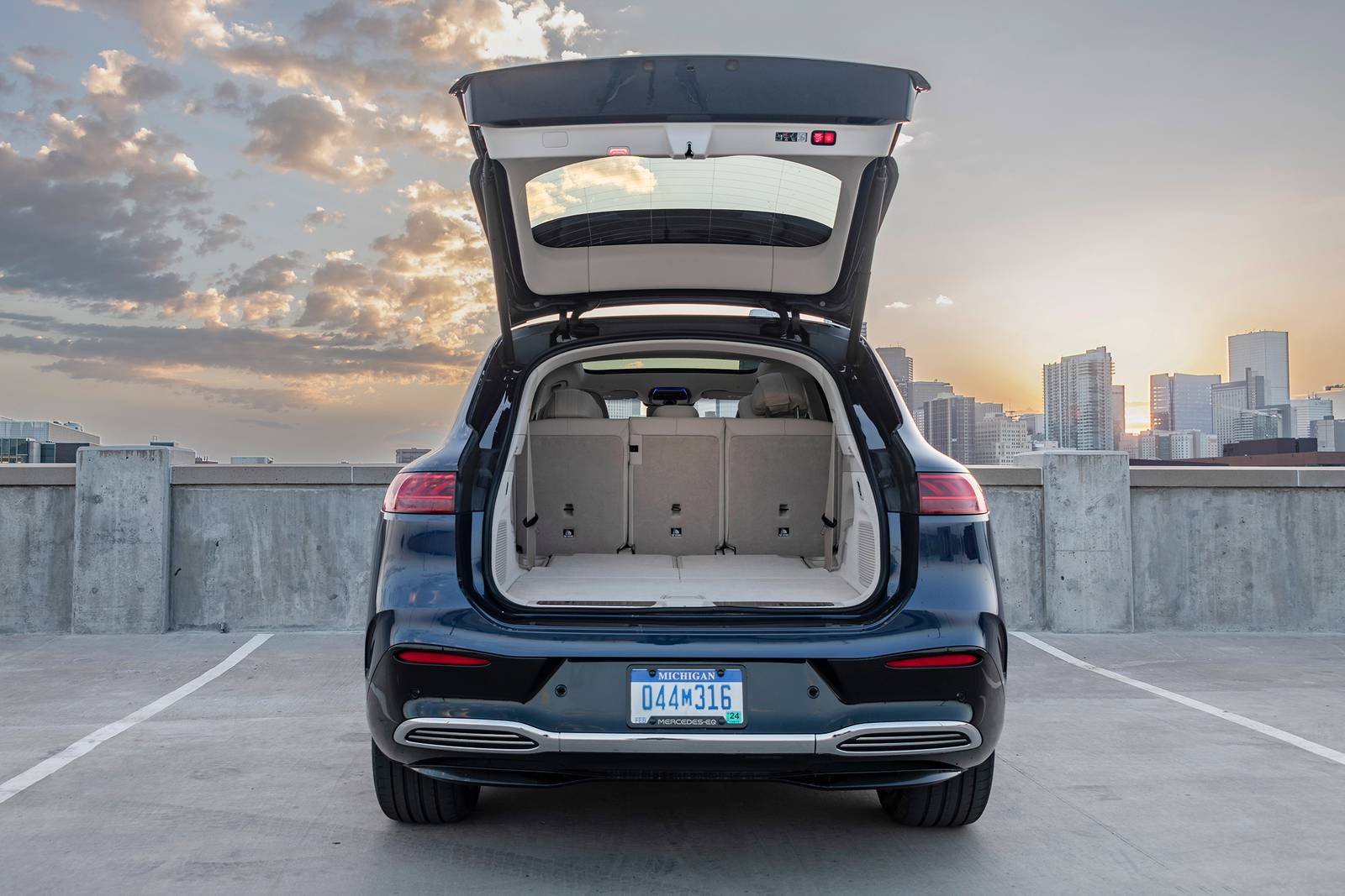 2023 Mercedes-Benz EQS front safety CARGO