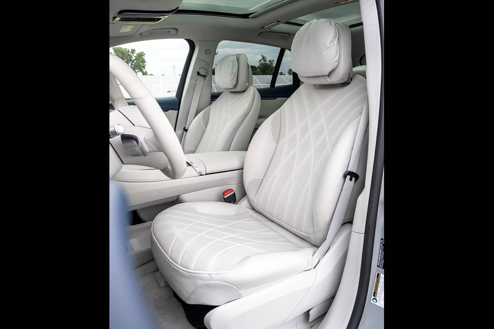 2023 Mercedes-Benz Eqs interior DETAIL